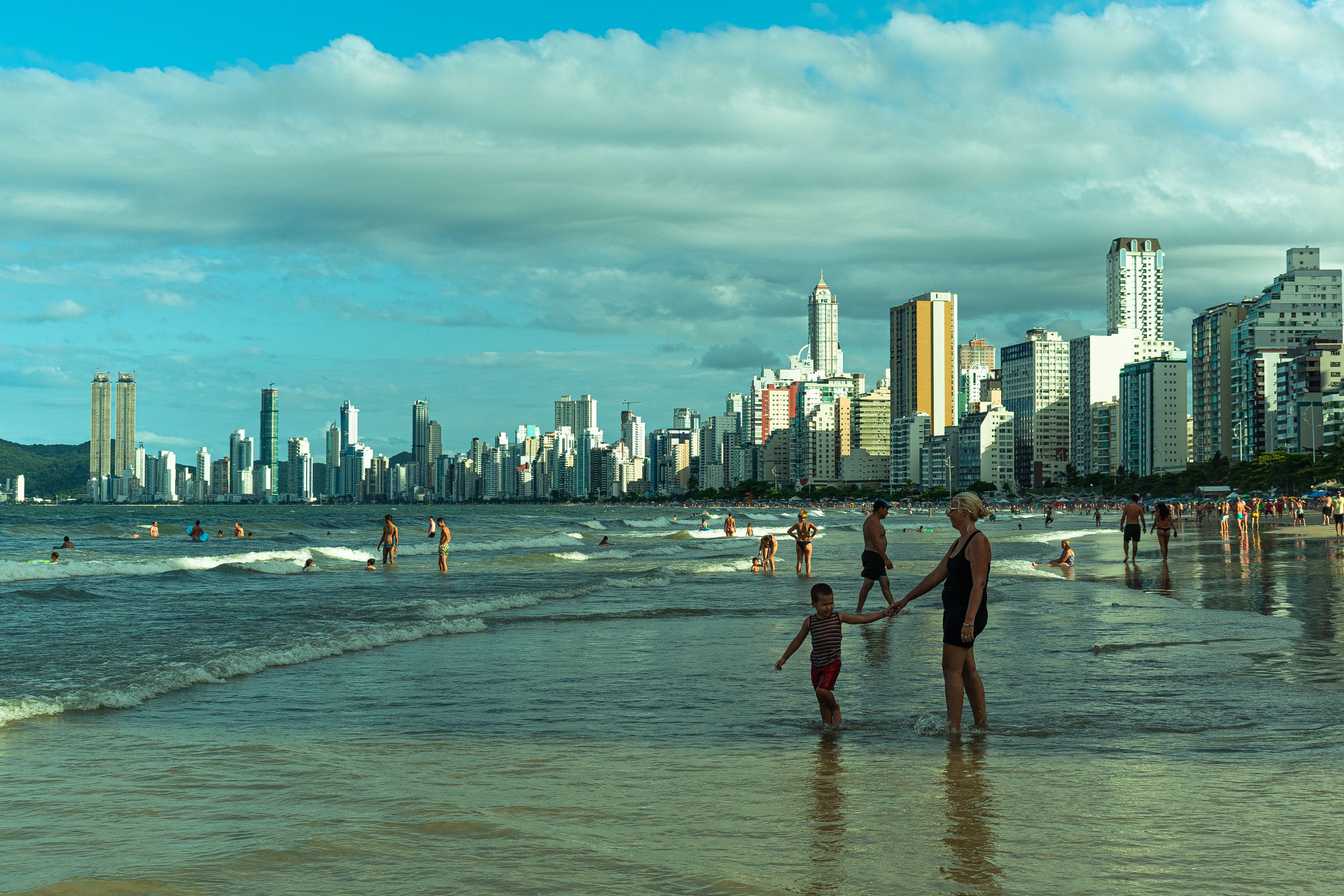 Studio no litoral de SC: vale a pena investir para Airbnb?